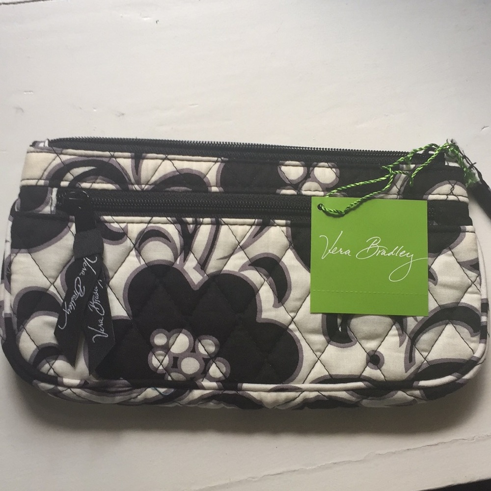 Vera Bradley wristlet - new with tags!